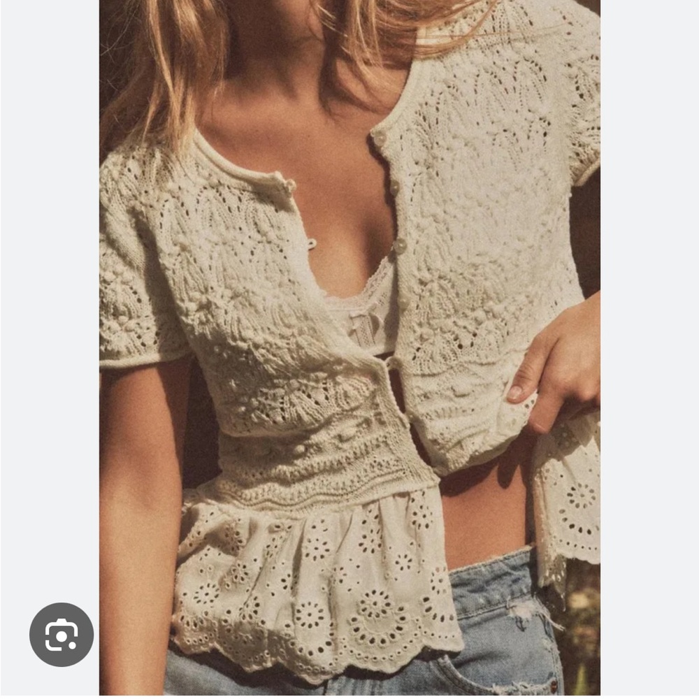 Zara NWT ruffled knit short sleeve cardigan ivory 8082/004